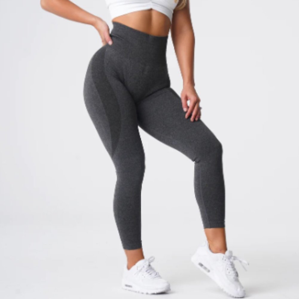 NVGTN - Black Speckled Contour Seamless Leggings - LIKE NEW